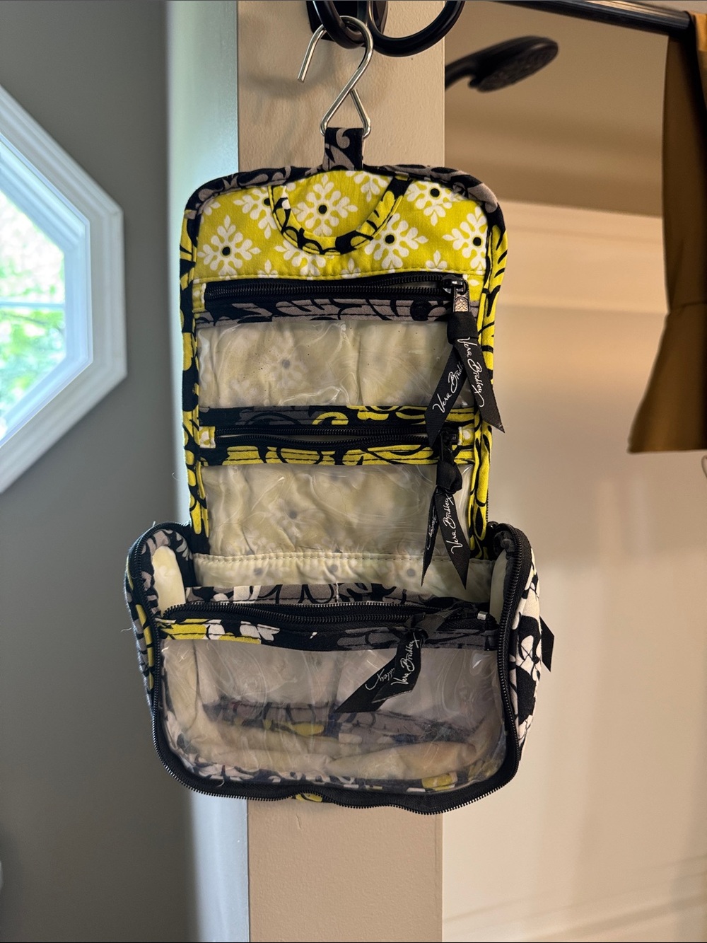 Vera Bradley Hanging Travel Organizer in Yellow and Black Floral Print
